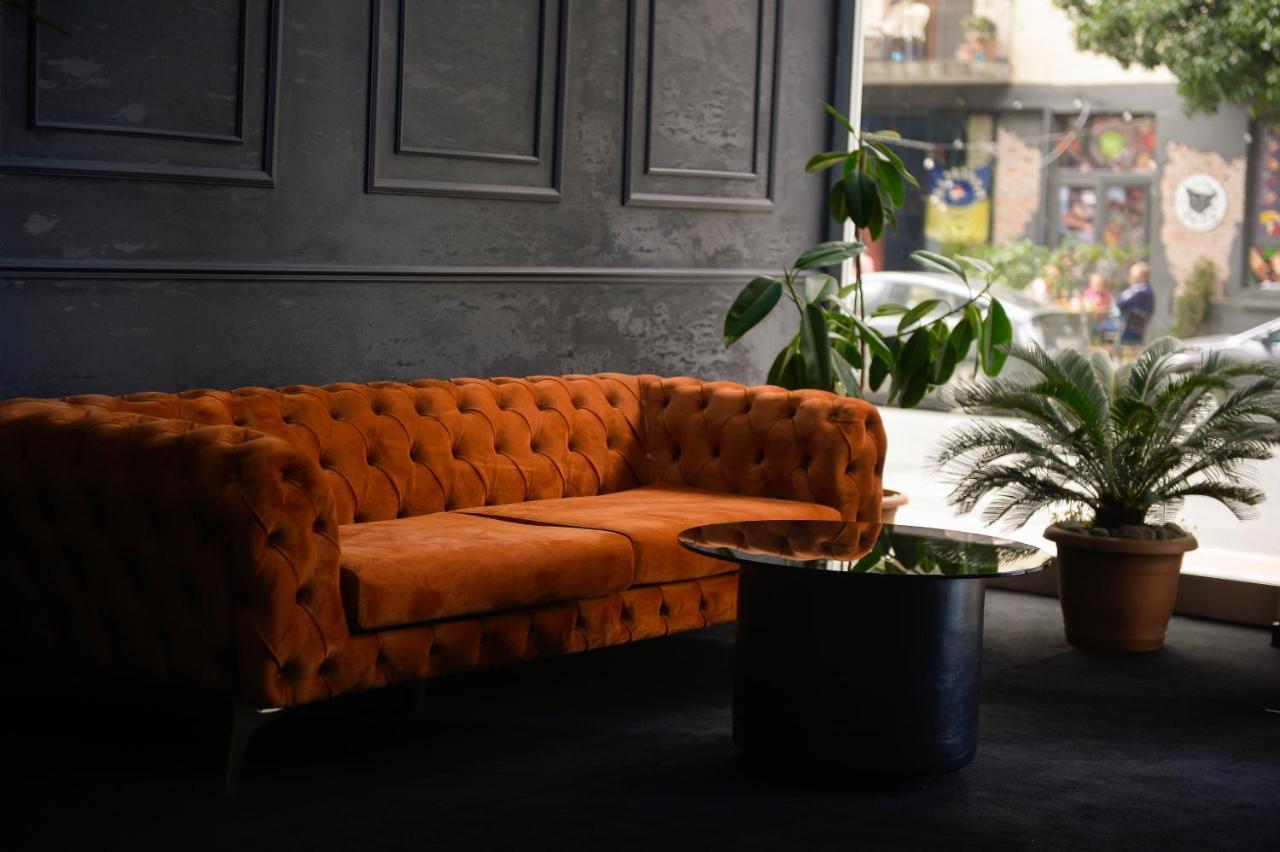 Aura Boutique Hotel Batumi Eksteriør billede
